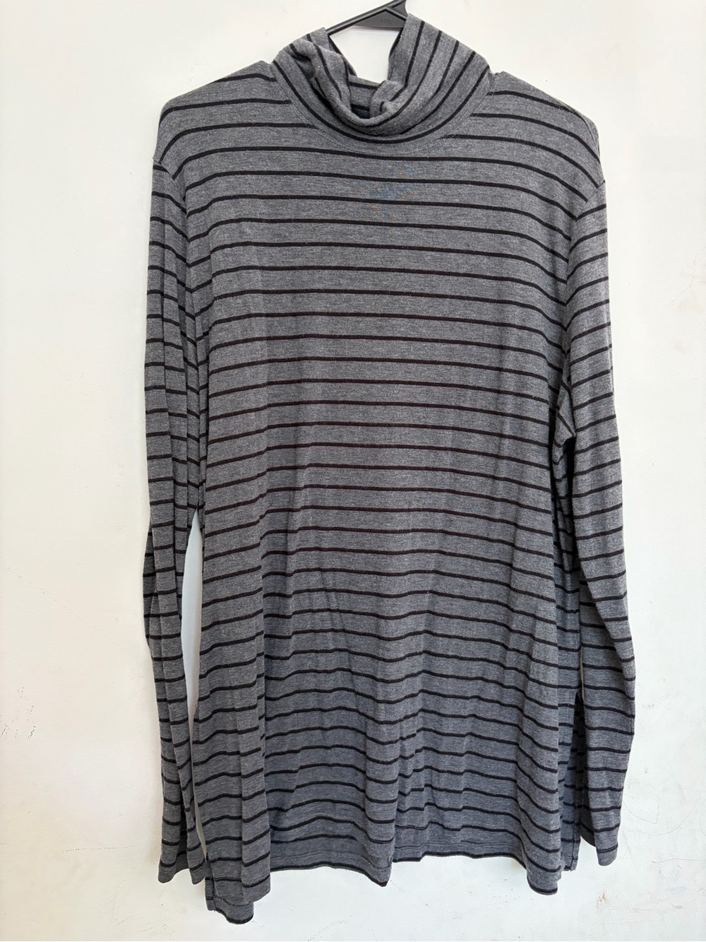 Athleta Modal Blend Long Sleeve Turtleneck Mockneck Gray Black Striped Tunic XL